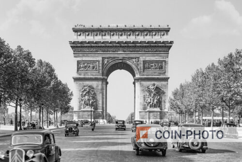 Photo de l'Arc de Triomphe à Paris - 1936