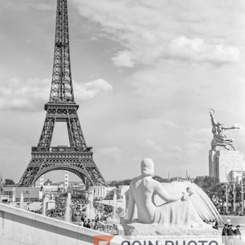 Photo de la Tour Eiffel de Paris - 1937