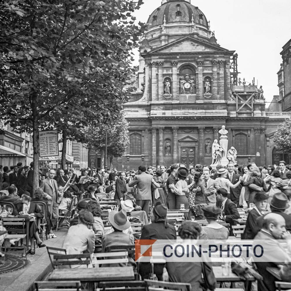 Photo du bal du 14 juillet à Paris en 1938