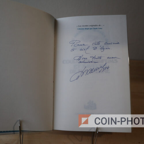 Livre Couleurs Parfums et Saveurs de ma Cuisine Jacques Maximin Couverture du livre de cuisine Couleurs Parfums et Saveurs de ma Cuisine de Jacques Maximin édition Robert Laffont