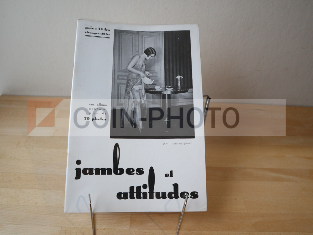 Couverture de la revue de charme Paris-Photos numéro 1 de 1930 titrée Jambes et Attitudes